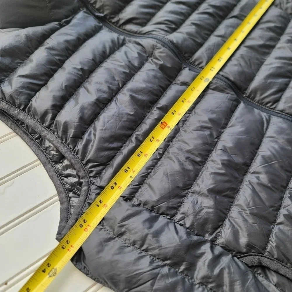 UNI QLO Zip Front Puffer Vest Pockets Charcoal Gray Soft Down XL Outdoor Winter - Picture 8 of 8